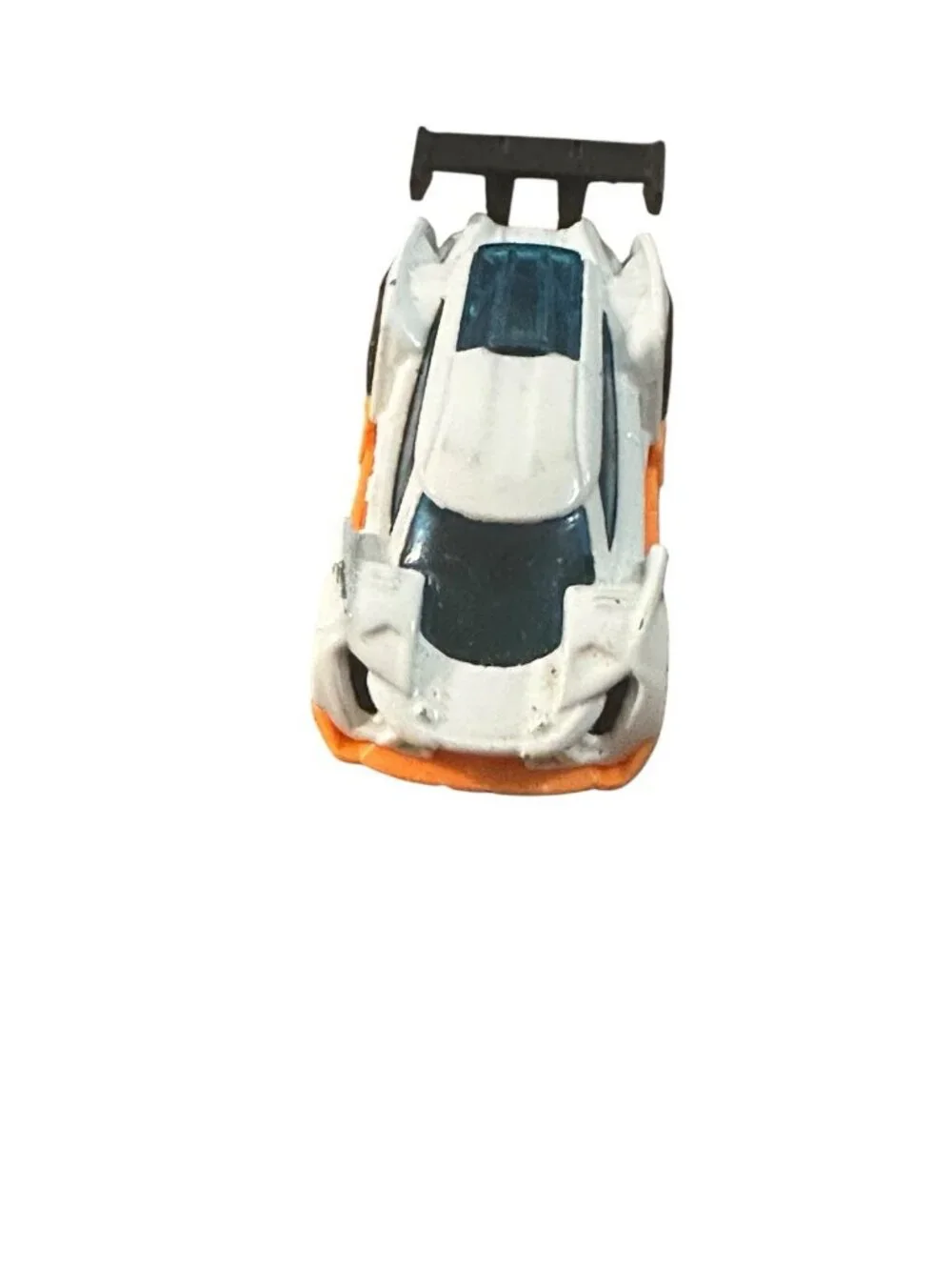 2016 HOT WHEELS SUPER BLITZEN #4 WHITE 1:64 DIECAST RACE CAR W/ ORANGE & BLUE